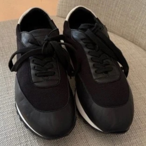 NEW with BOX - The Row Owen Sneaker, Size 6, Black Leather and Mesh - Picture 1 of 8